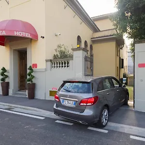 3* Hotel La Fortezza
